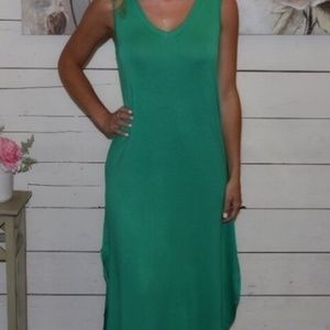 Sleeveless V-Neck Maxi with Pockets - Green